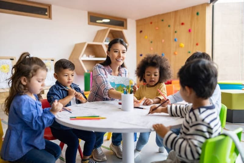 Vaga para Auxiliar de Creche em São Luís